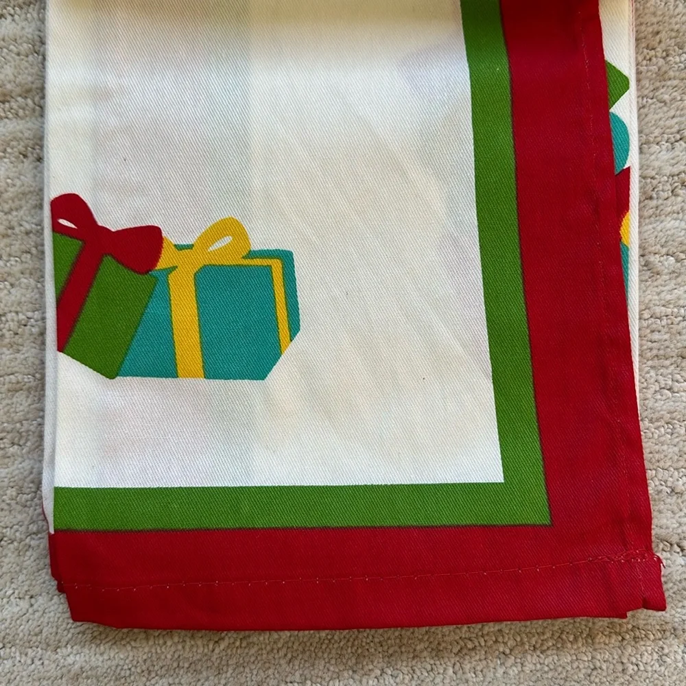 NWT Martha Stewart Collection for Macy’s Set of 3 Holiday Kitchen Towels Santa
